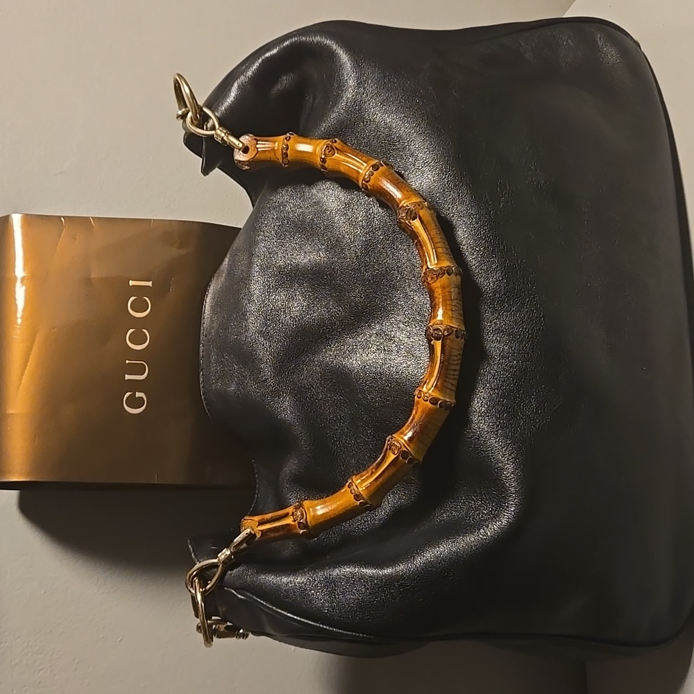 xsold x Gucci Black Shoulder Bag with Gold Bamboo Handle - Picture 2 of 13